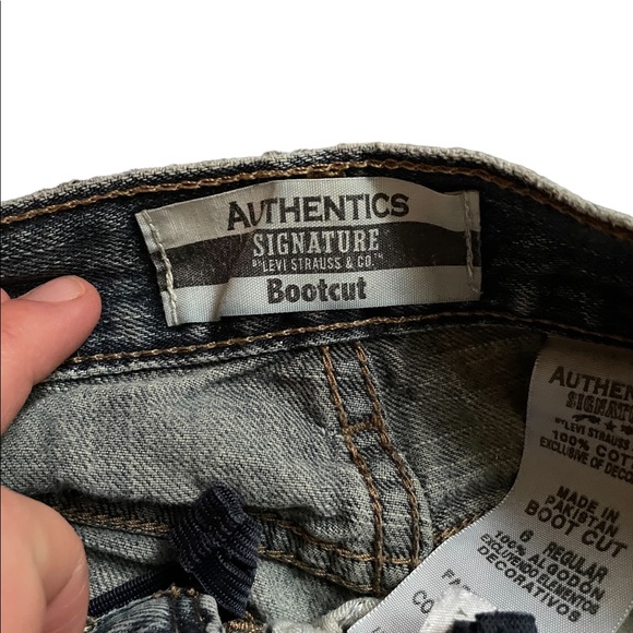 Boys size 6 regular Levi’s - Picture 3 of 4
